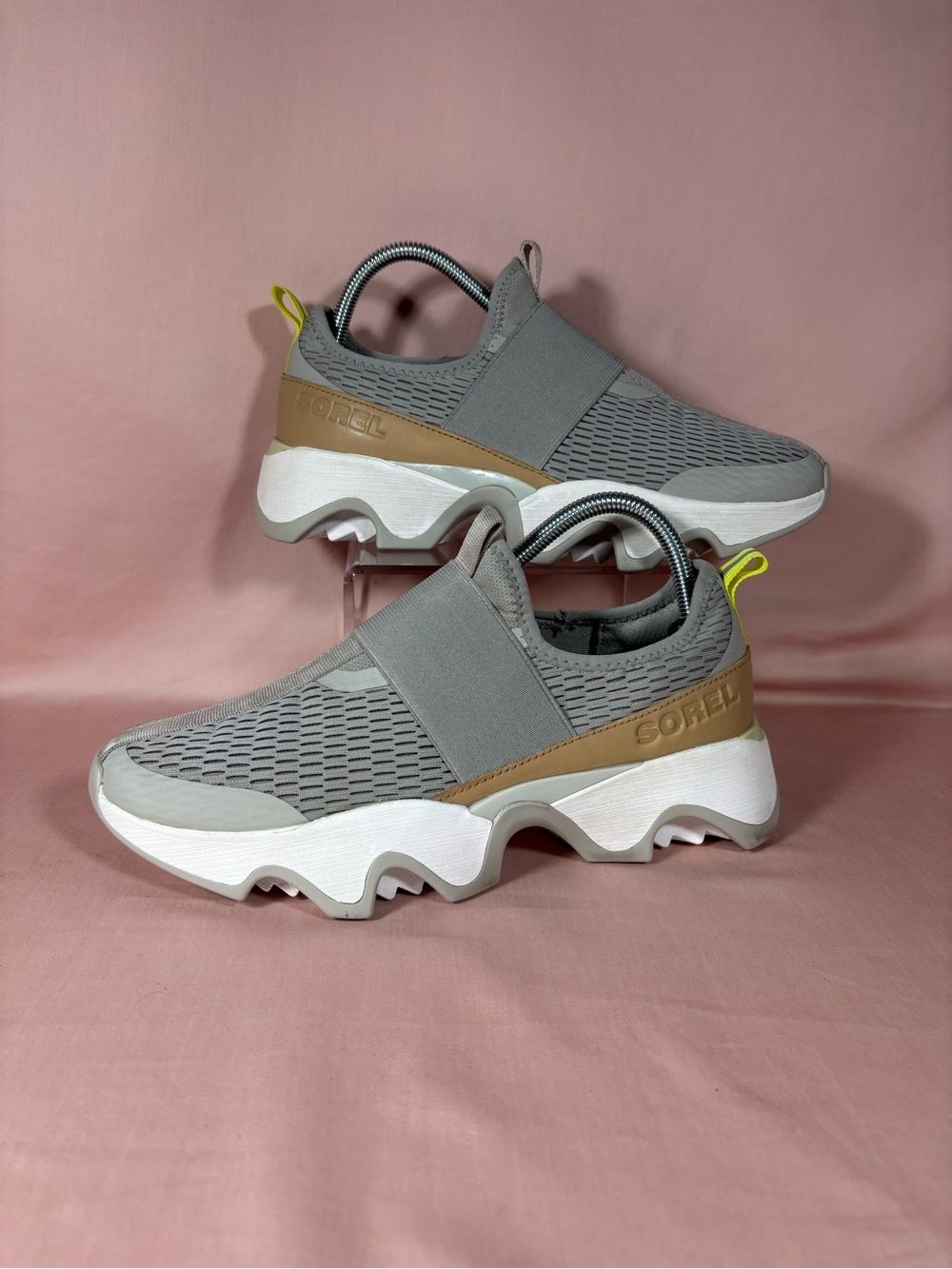Sorel Women's Gray Dove Sea Salt Kinetic Impact II Strap Sneaker Size 9